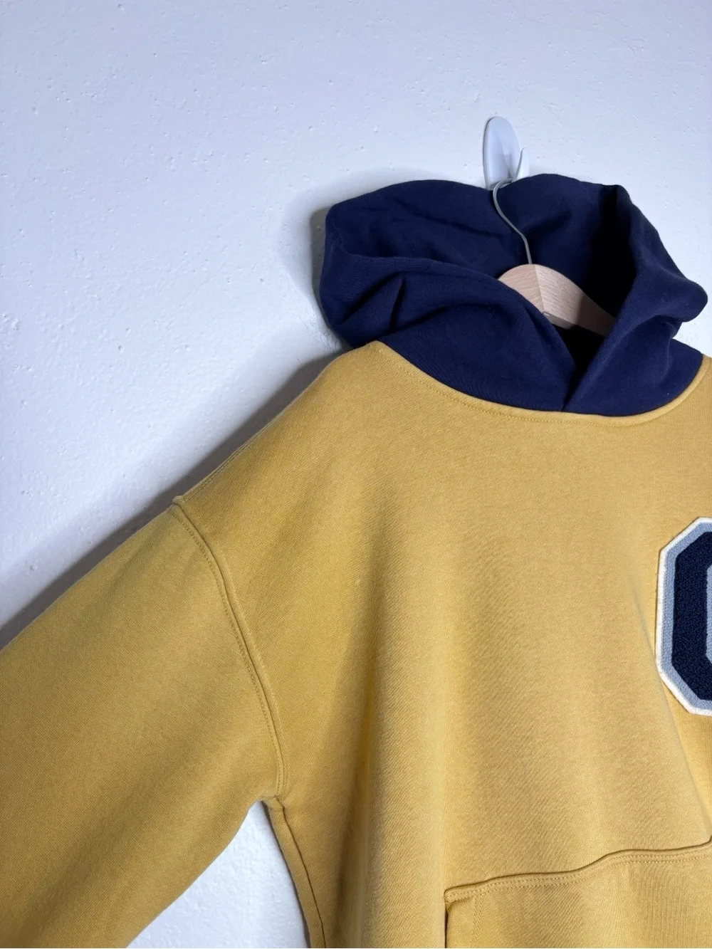 Gap Vintage Soft Varsity Hoodie Honey Gold Navy Size M EUC